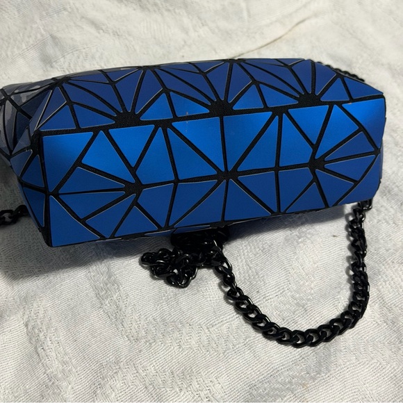 Patrizia Luca blue geometric pattern black chain shoulder bag purse - Picture 7 of 12